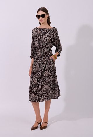 Lekka i kobieca sukienka z przyjemnej wiskozy