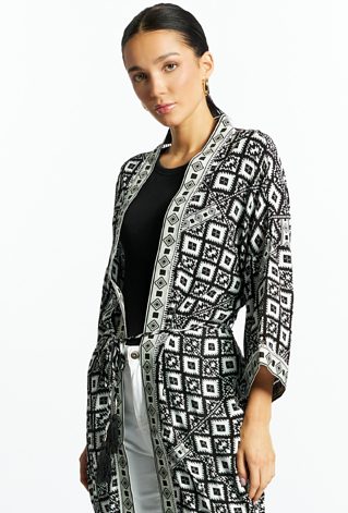 Wzorzysta narzutka w stylu boho