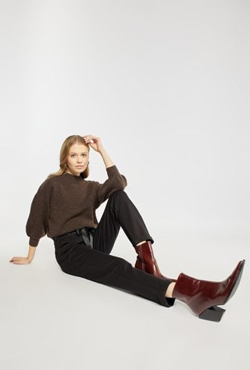 Spodnie z ozdobnym wiązaniem