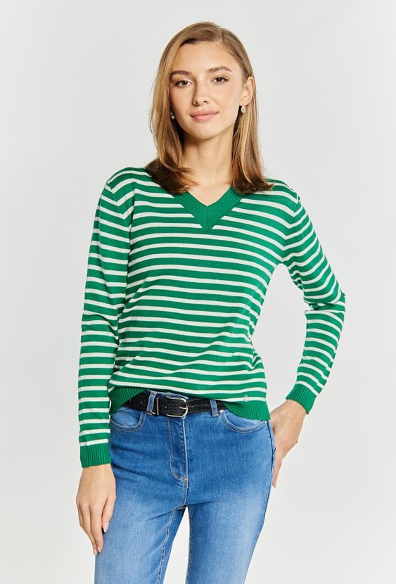 Sweter w paski