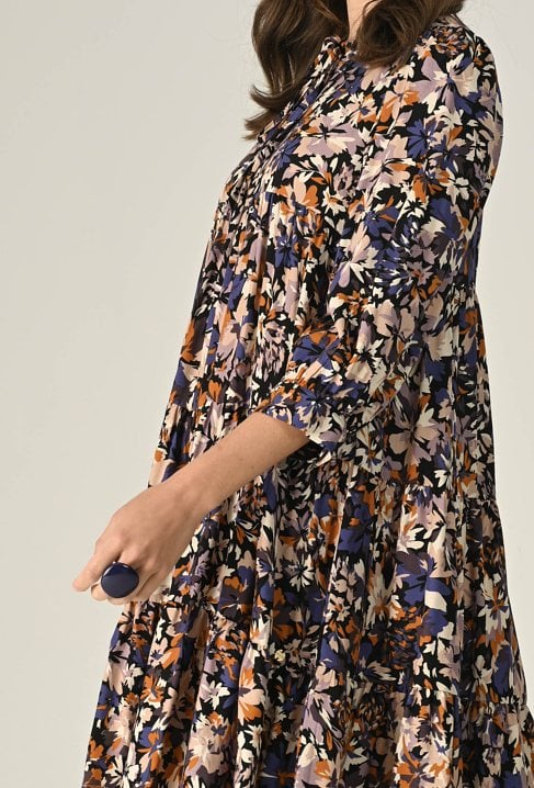 Kwiatowa sukienka z wiskozy