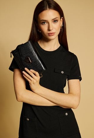 Mała torebka z klapą