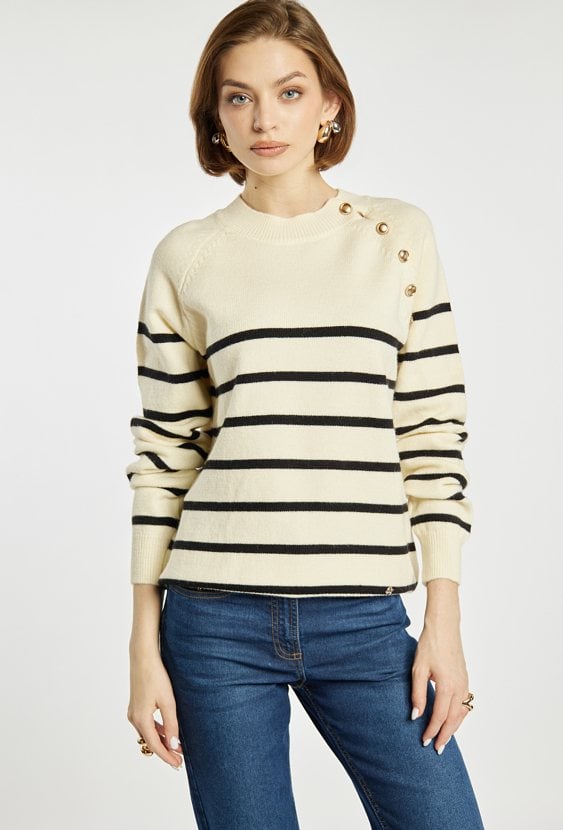 Sweter w paski