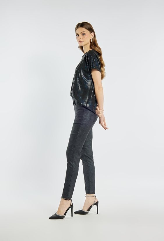 Spodnie damskie z połyskiem