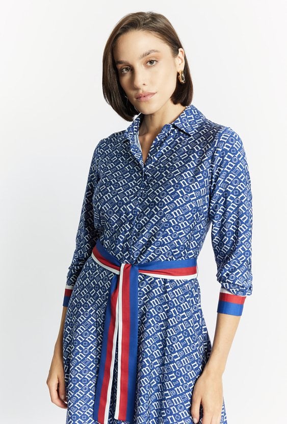 Sukienka damska z kołnierzykiem