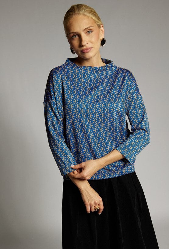 Wzorzysta bluza