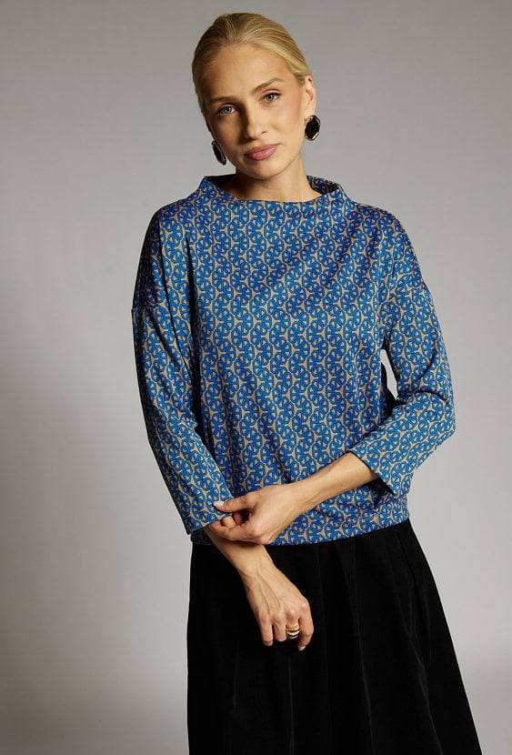Wzorzysta bluza