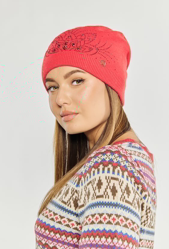 Czapka damska z połyskiem