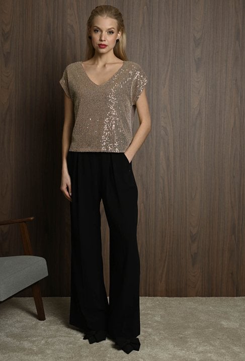 Cekinowa bluzka z krótkim rękawem