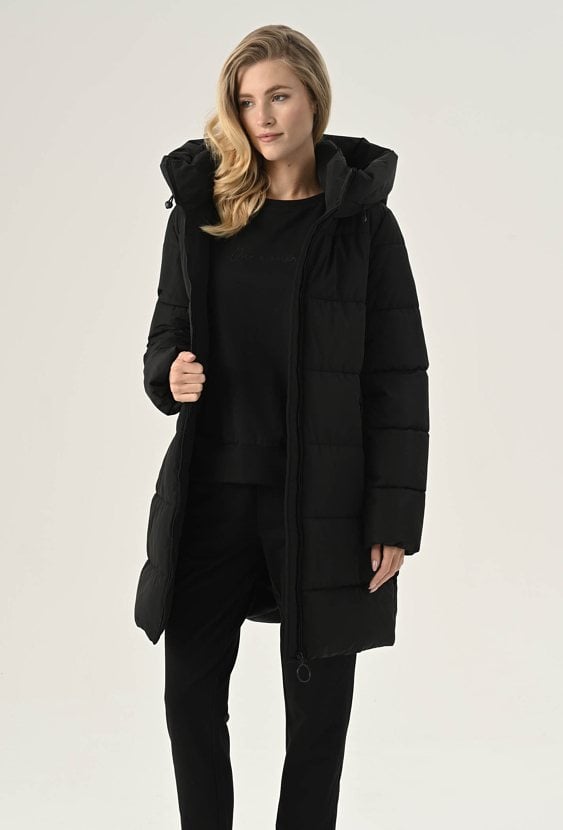 Czarna pikowana kurtka