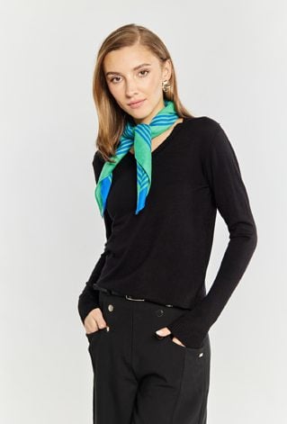 Dopasowany sweter damski