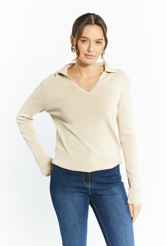 Sweter o dopasowanym fasonie