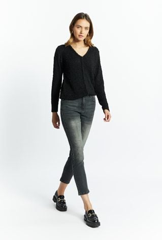 Jeansy damskie z dżetami