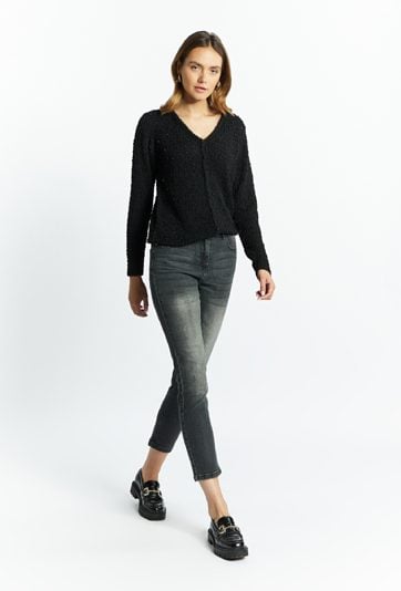 Jeansy damskie z dżetami