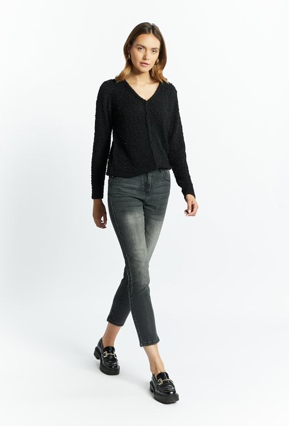 Jeansy damskie z dżetami