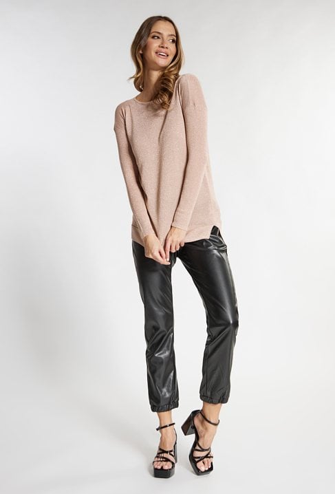 Połyskujący sweter z dłuższym tyłem