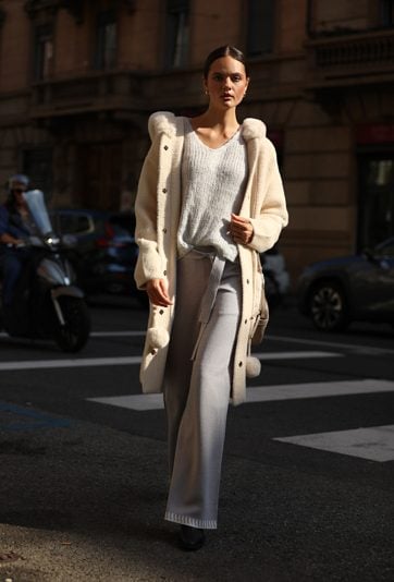 Sweter damski z dodatkiem wełny