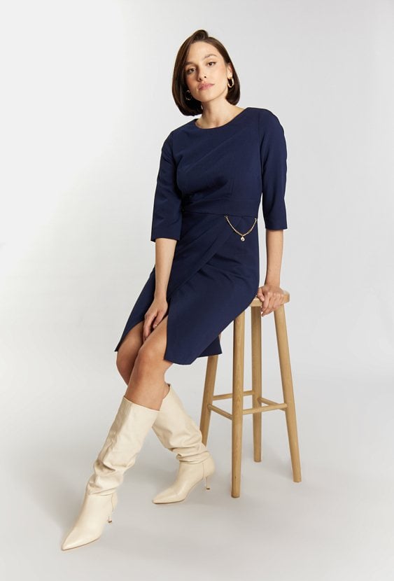 Sukienka z kopertowym dołem