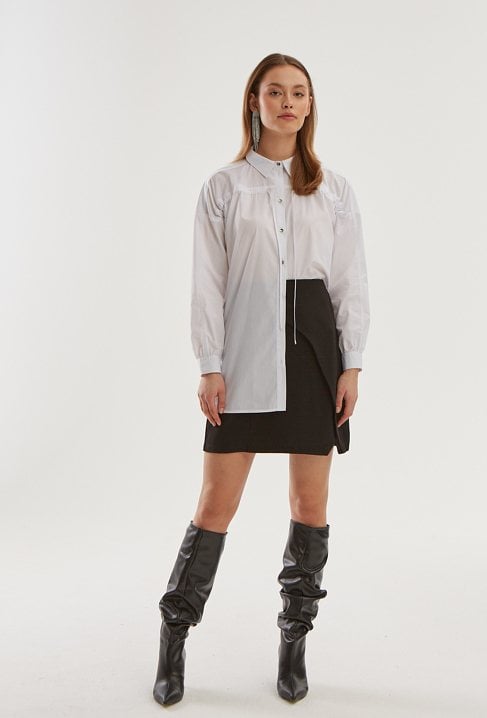 Biała bawełniana koszula