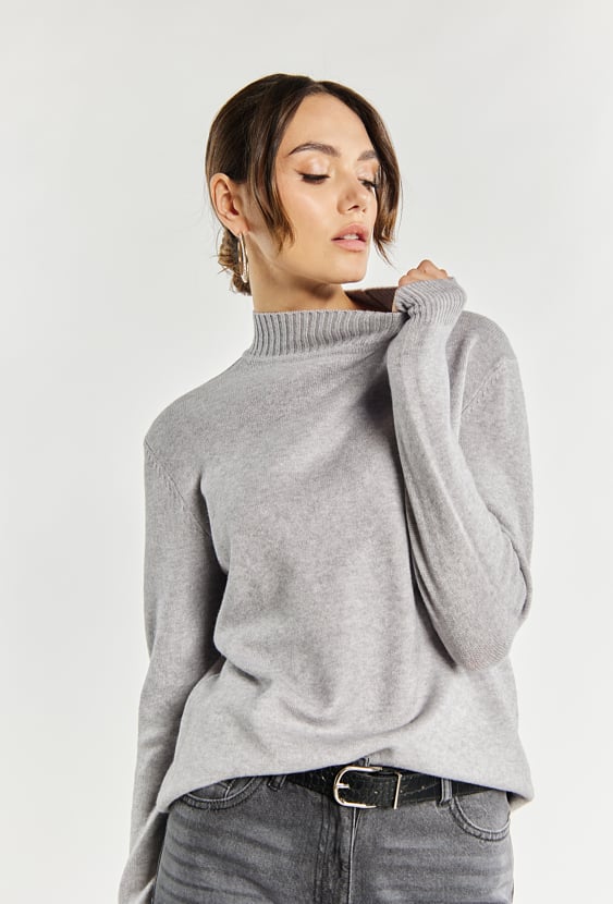 Sweter damski z półgolfem