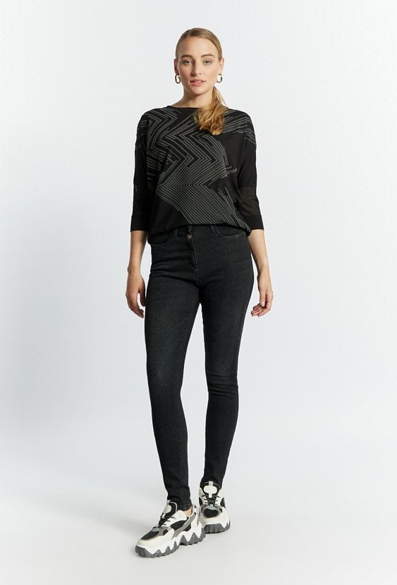 Jeansy damskie z aplikacją