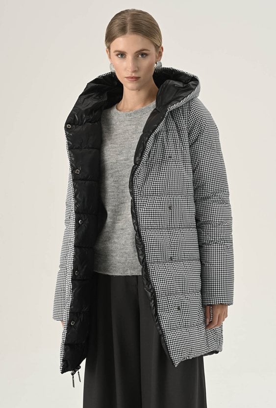 Pikowana dwustronna kurtka