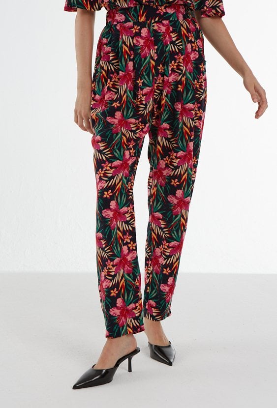 Wiskozowe spodnie w kolorowy wzór