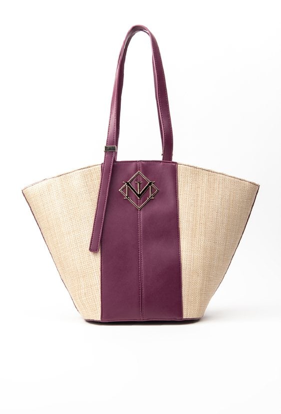 Koszyk ze słomkowym frontem