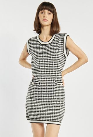 Wzorzysta sukienka mini