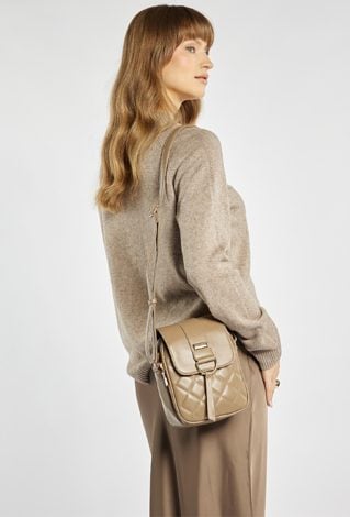 Mała torebka z pikowaniem