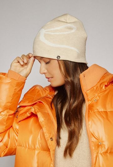 Czapka z wzorem kokardy