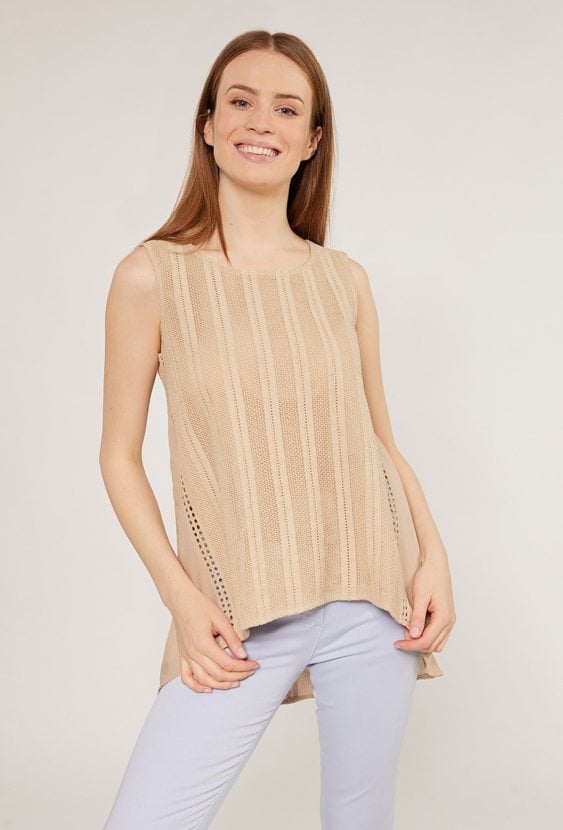 Ażurowa bluzka z dłuższym tyłem