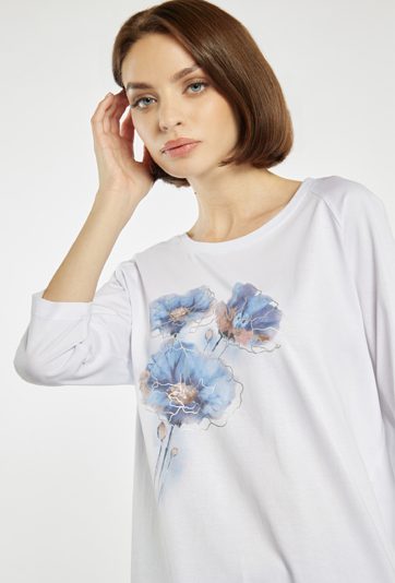 T-shirt z błękitnym kwiatem