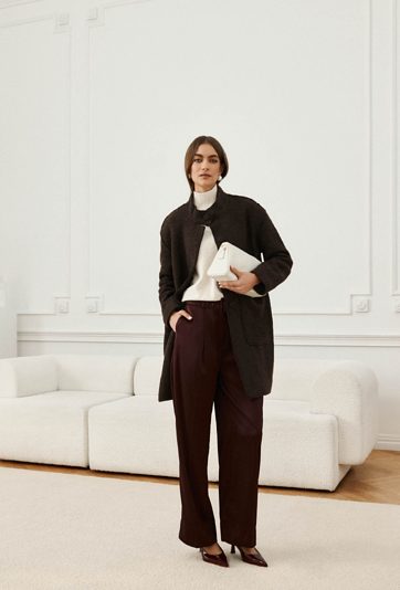 Sweter damski z golfem