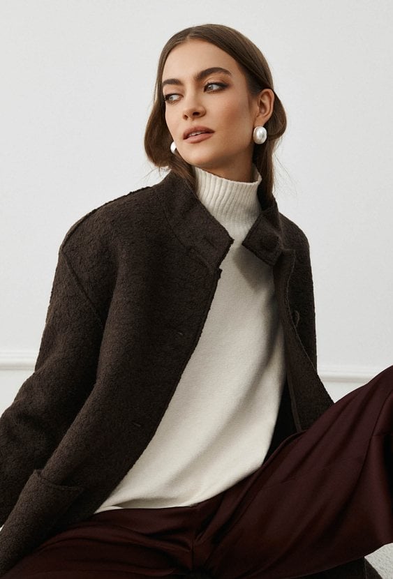 Sweter damski z golfem