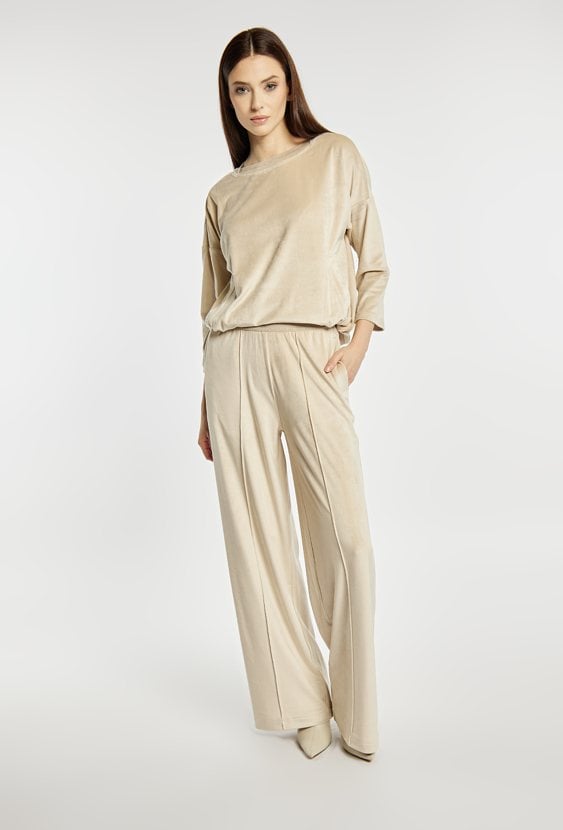 Spodnie o szerokiej nogawce