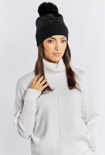 Czapka damska z pomponem