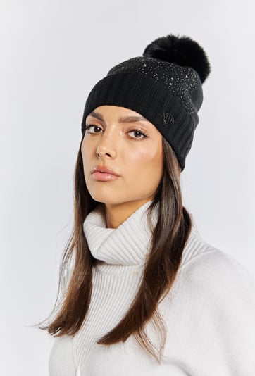 Czapka damska z pomponem