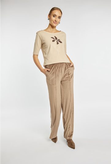 Spodnie o szerokiej nogawce