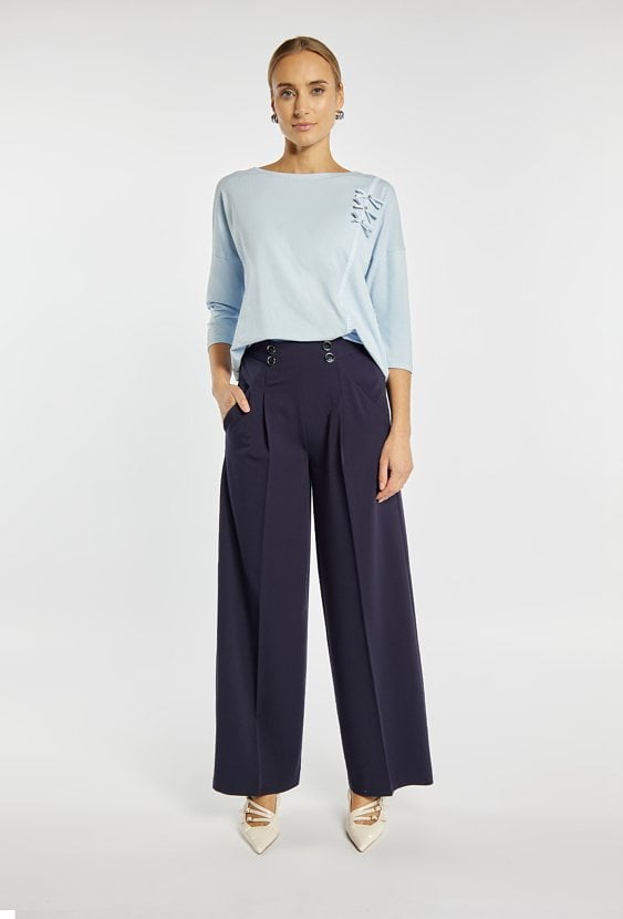 T-shirt z kokardkami