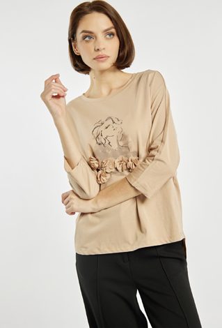 T-shirt z kwiatami 3D