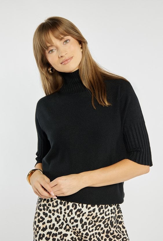 Sweter damski z golfem