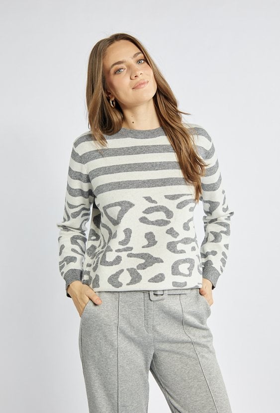 Sweter damski z wzorem