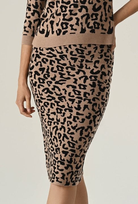 Dzianinowa spódnica w panterkę z wiskozą