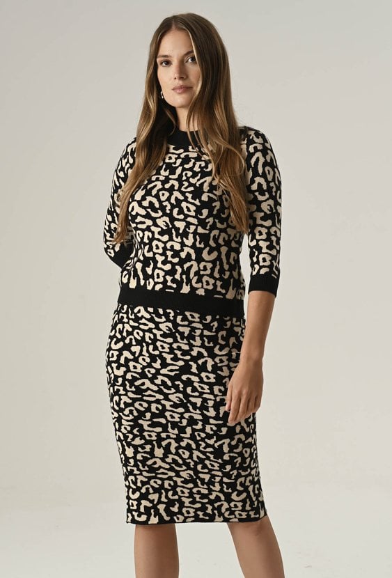 Dzianinowa spódnica w panterkę z wiskozą