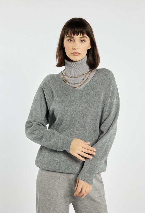 Oversizowy sweter damski