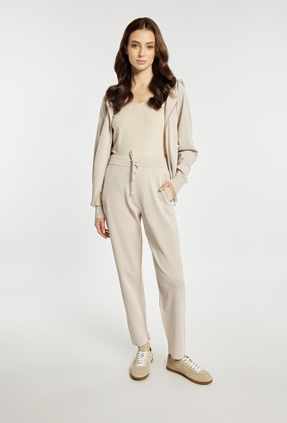 Spodnie z wiązaniem