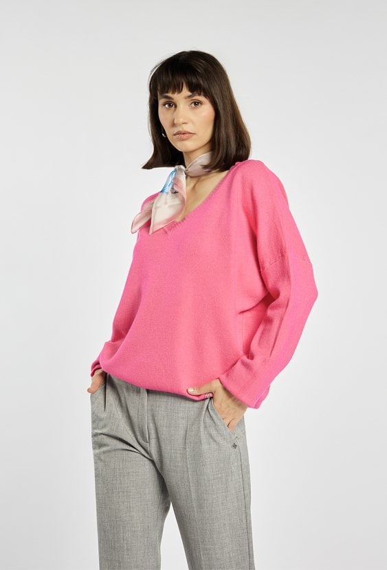 Luźny sweter z wiskozą