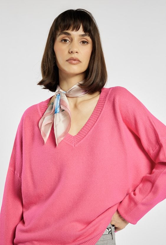 Luźny sweter z wiskozą