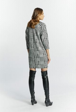 Sukienka z wzorem w pepitkę